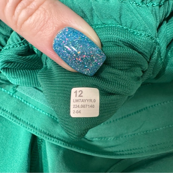 Lululemon Hotty Hot High Rise Athletic Short Cascadia Green Size 12 - Picture 8 of 8